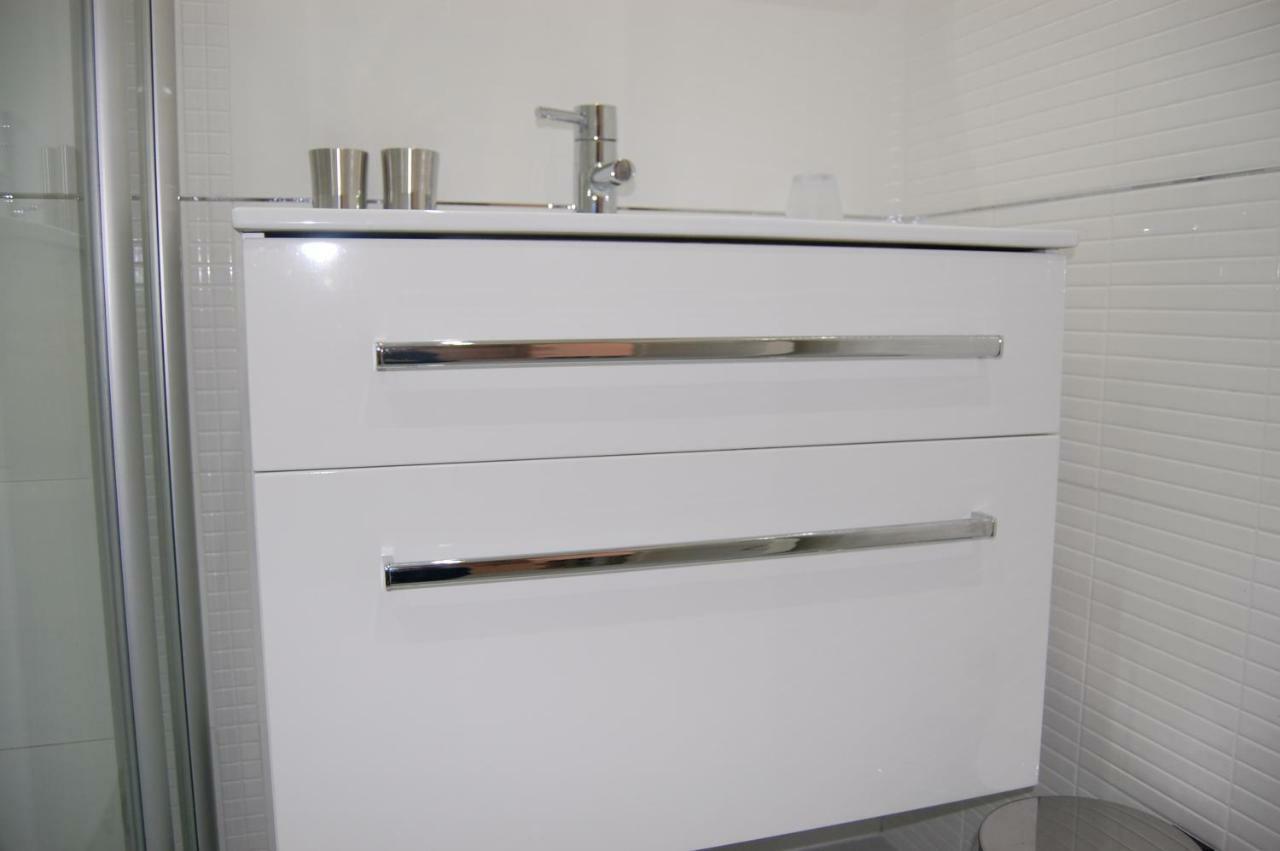 Studio Apartment For 2 Adults And 1 Child ماكارسكا المظهر الخارجي الصورة
